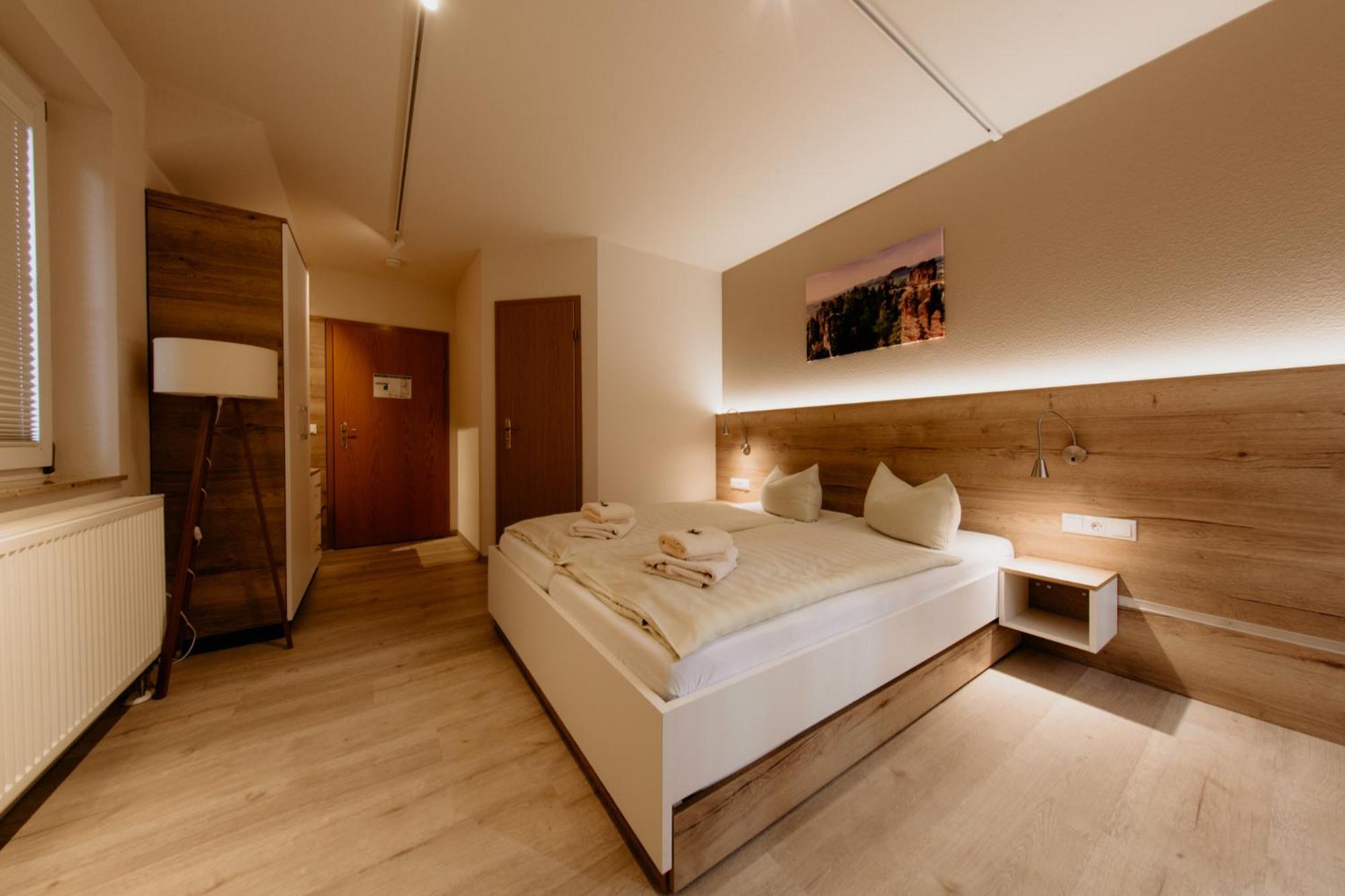 Bergpension Laasen Perle ราทเอิน ภายนอก รูปภาพ